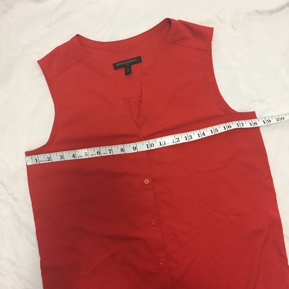 Banana Republic Red Sleeveless Blouse - Picture 7 of 8